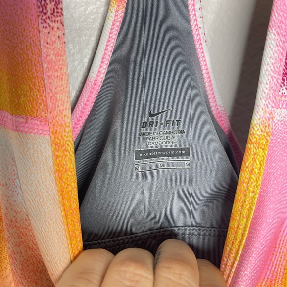 Nike Dri-Fit Orange Pink Square Sports Bra Tank top Size Medium - Picture 5 of 9